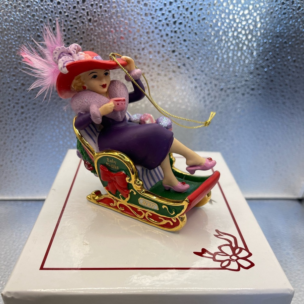 Red Hat Society 2007 Christmas Ornament